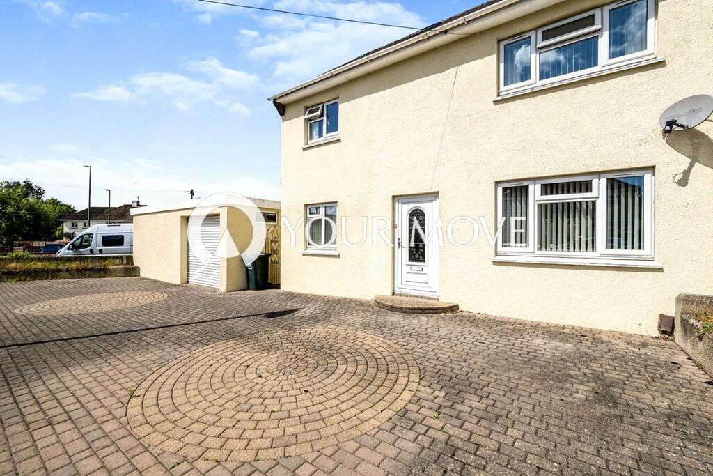 5 bedroom end of terrace house for sale in Rydon Road, Kingsteignton
