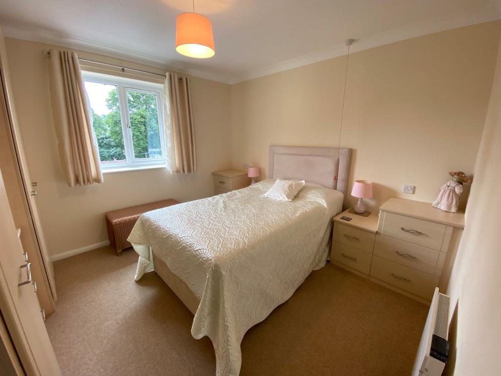 2 bedroom retirement property for sale in Lydford House, Hameldown Way