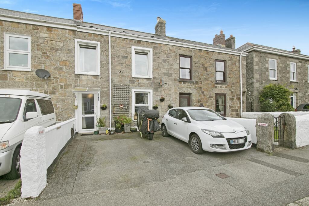 3 bedroom terraced house for sale in Dolcoath Road, Camborne, Cornwall