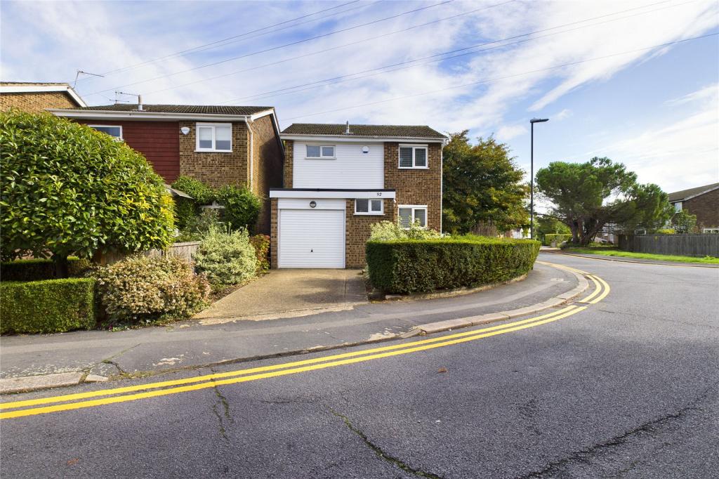 3 bedroom detached house for sale in Grimsdyke Road, Hatch End