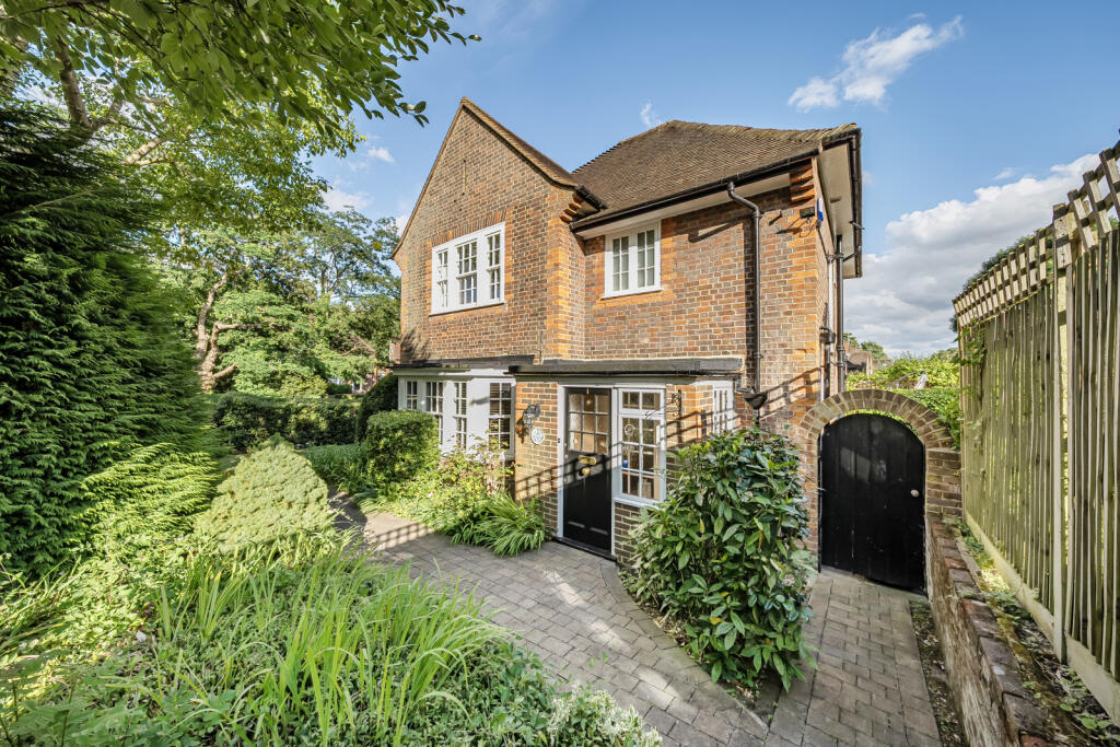 Main image of property: Bede Close, Pinner, HA5