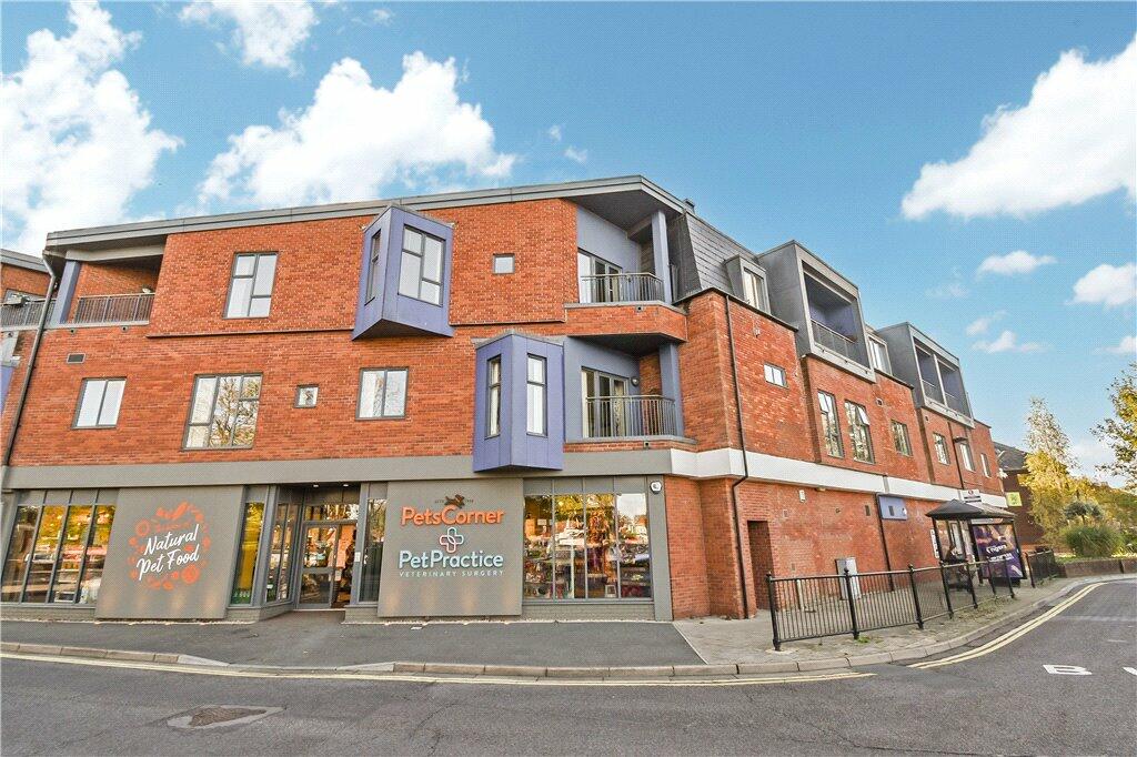2 bedroom apartment for sale in Broadwater Road, Romsey, SO51