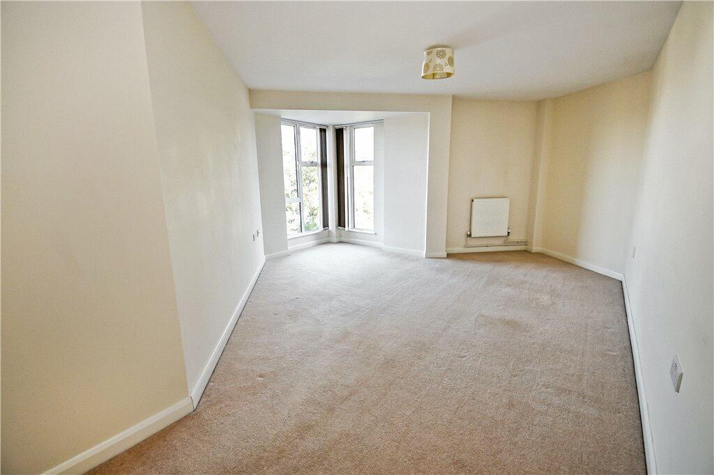 2 bedroom apartment for sale in Broadwater Road, Romsey, SO51