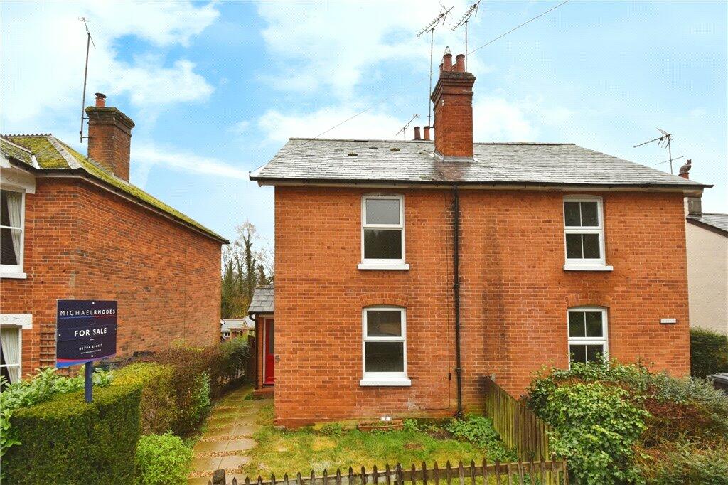 3 bedroom semidetached house for sale in Barley Hill, Dunbridge