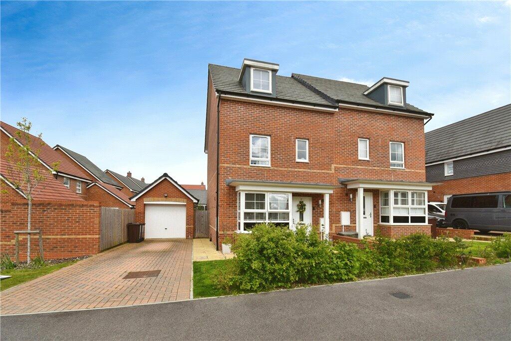 4 bedroom semidetached house for sale in Ganger Farm Way, Ampfield
