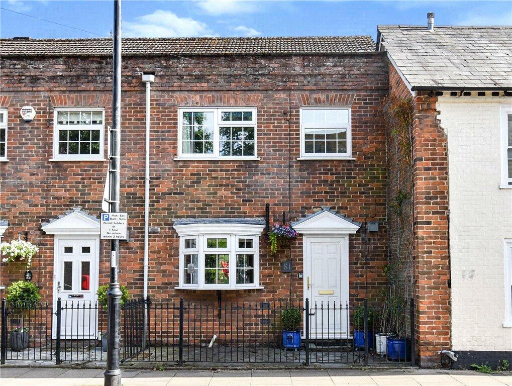 3 bedroom terraced house for sale in The Hundred, Romsey, Hampshire, SO51