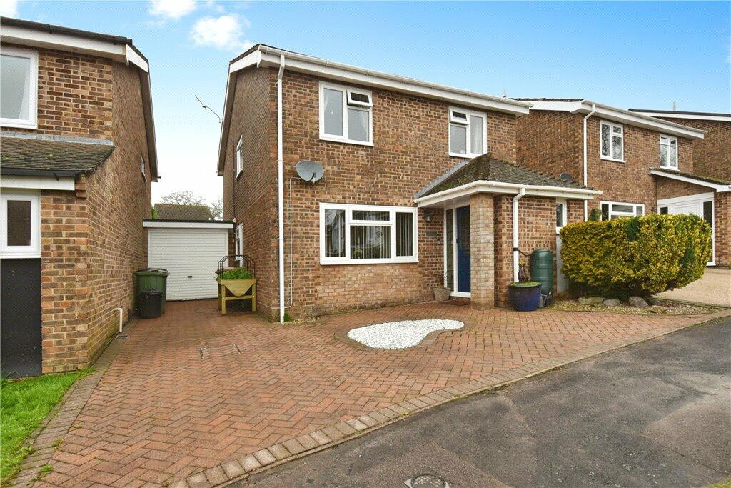 4 bedroom detached house for sale in Michelmersh Close, Rownhams, Southampton, Hampshire, SO16