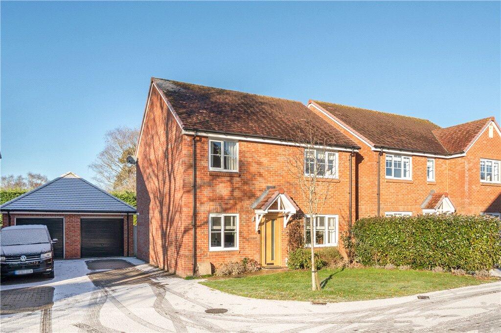 Main image of property: Baddesley Close, North Baddesley, Southampton, Hampshire