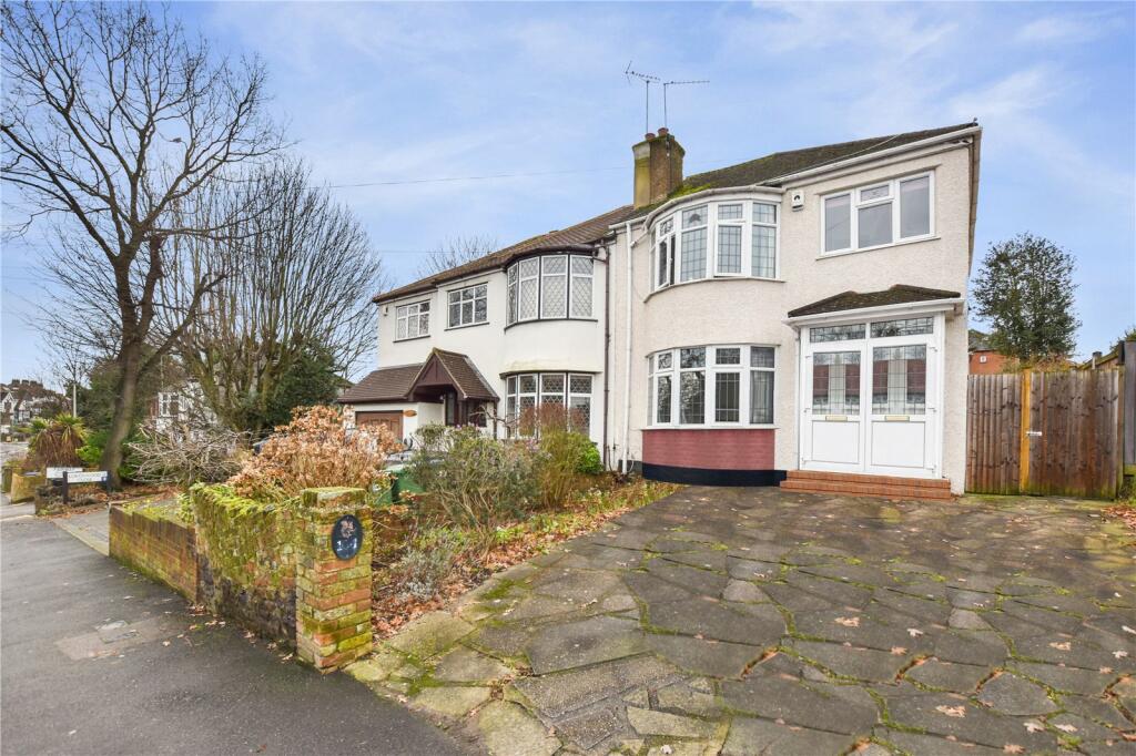 3 bedroom semidetached house for sale in Upton Road, Bexleyheath, DA6