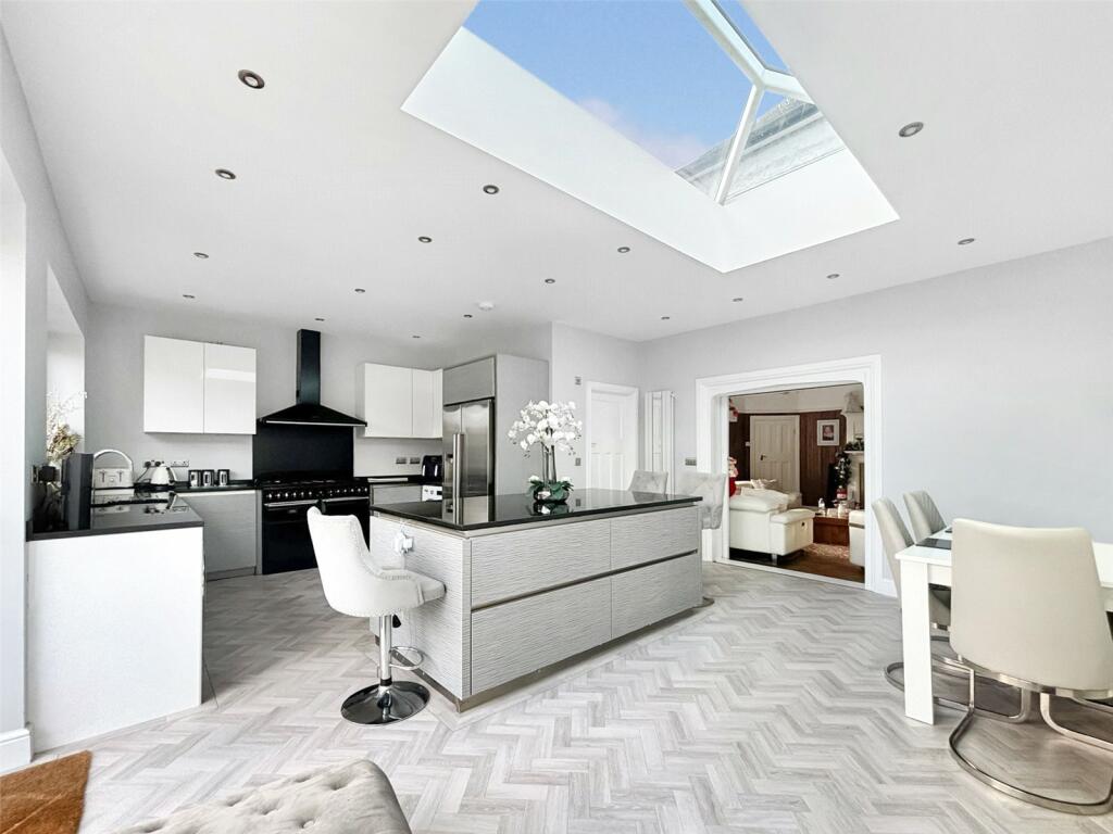 Additional property image - Alers Road, Bexleyheath, DA6