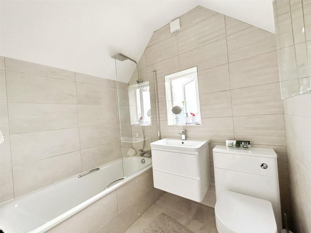 Additional property image - Alers Road, Bexleyheath, DA6