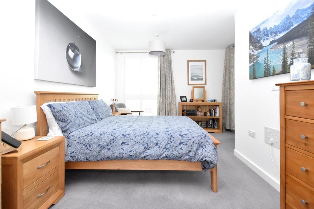 Additional property image - Regal Walk, Bexleyheath, DA6