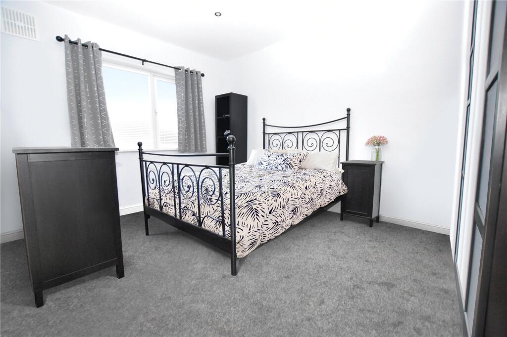 Additional property image - Long Lane, Bexleyheath, Kent, DA7