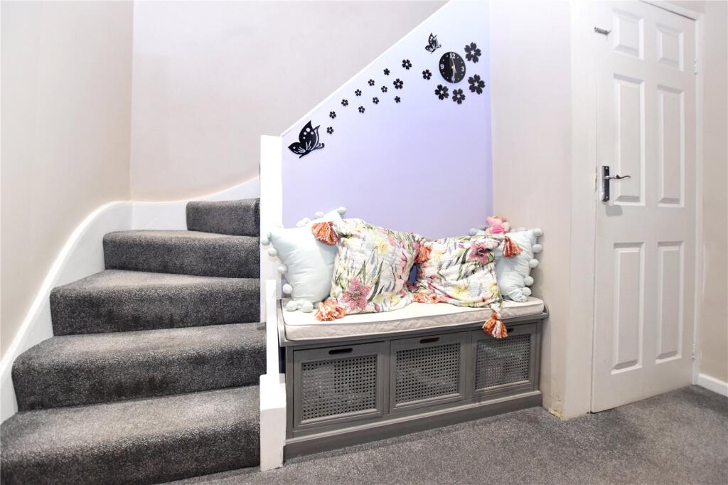 Additional property image - Long Lane, Bexleyheath, Kent, DA7