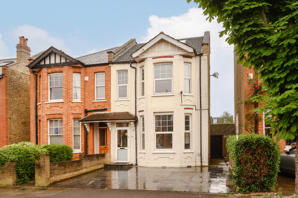 6 bedroom semidetached house for sale in Haydon Park Road, Wimbledon