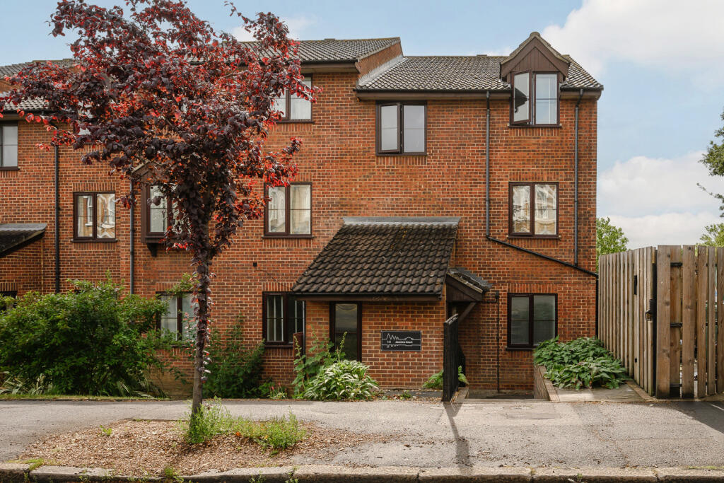 Main image of property: Jasmine Court, 102 Alexandra Road, Wimbledon, London, SW19