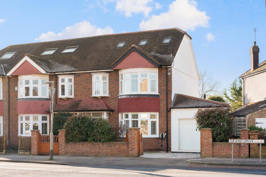 4 bedroom semidetached house for sale in Grand Drive, Raynes Park, SW20