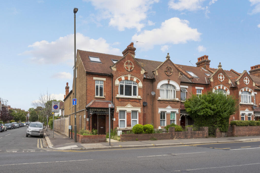 Main image of property: Kingston Road, Raynes Park, SW20