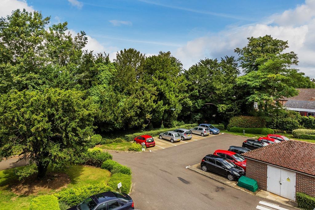 2 bedroom retirement property for sale in Ashcroft Place, Leatherhead, KT22