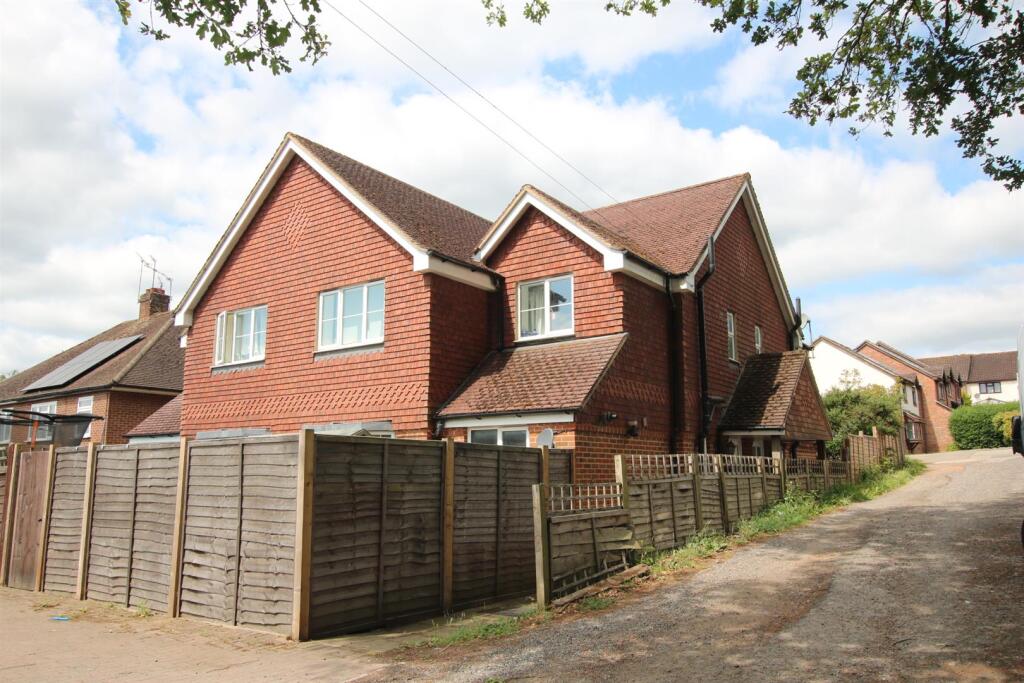 Main image of property: HILLRISE COTTAGE, KINGSTON ROAD, LEATHERHEAD, KT22