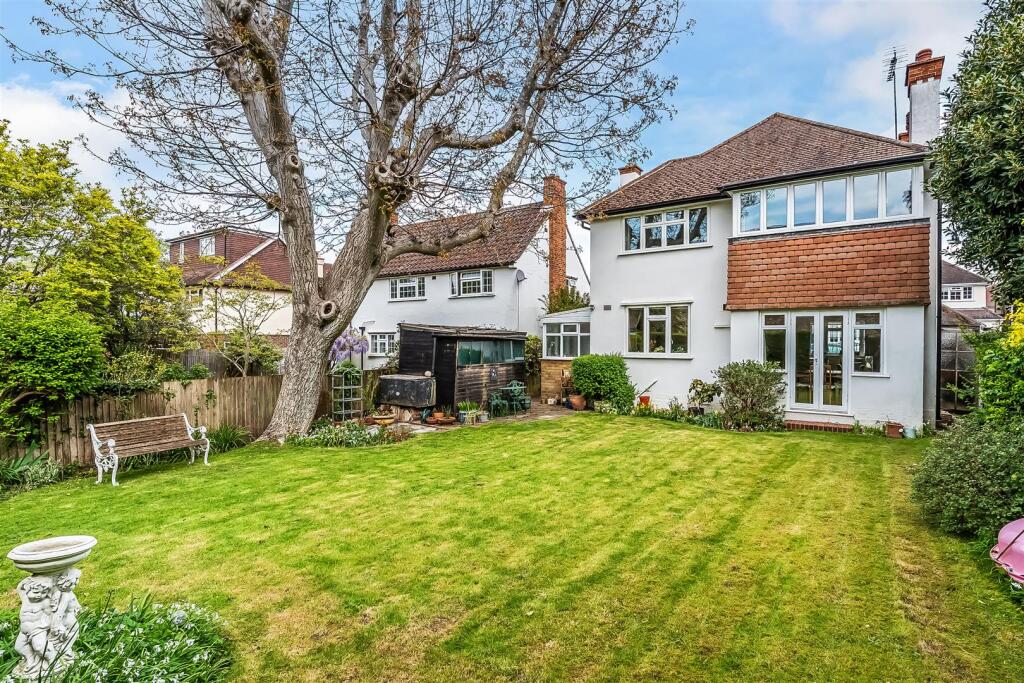 Main image of property: HOMELANDS, LEATHERHEAD, KT22