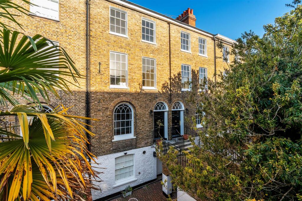 Main image of property: BRIDGE STREET, LEATHERHEAD