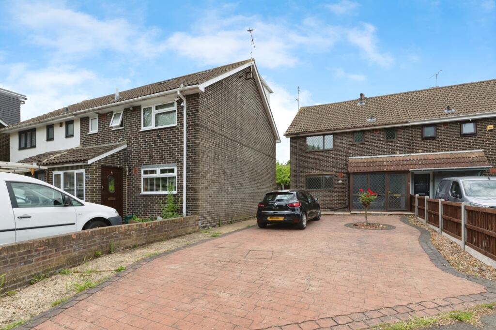 Main image of property: The Hatherley, Basildon, Essex, SS14