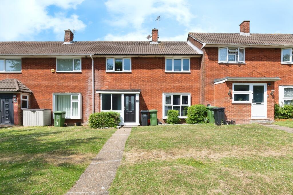 Main image of property: Holden Walk, Basildon, Essex, SS14
