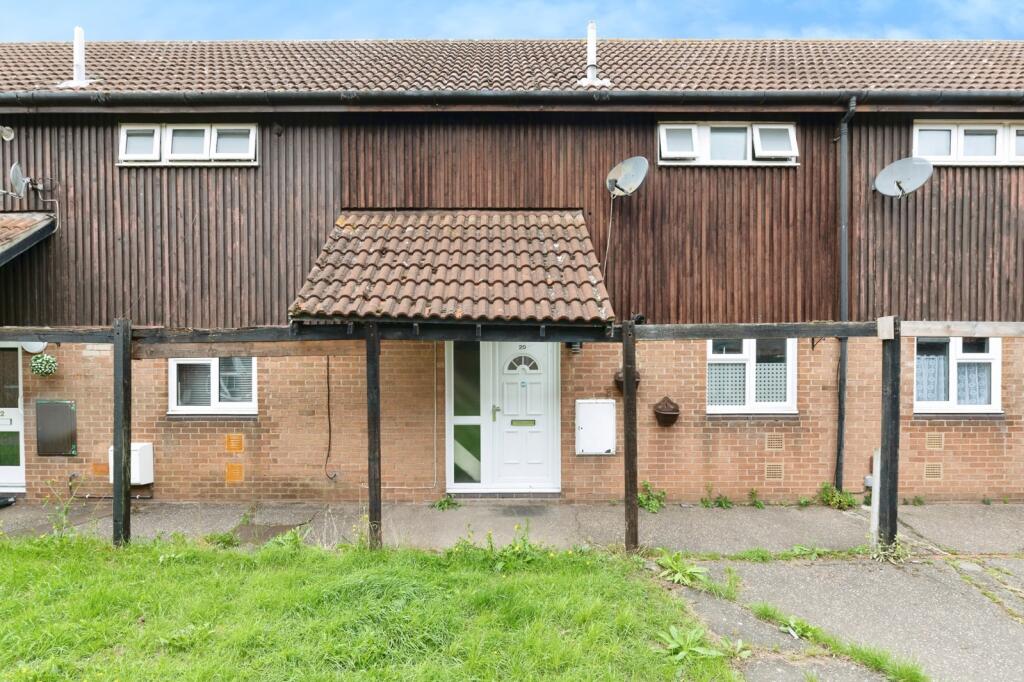 Main image of property: Montsale, Pitsea, Basildon, Essex, SS13