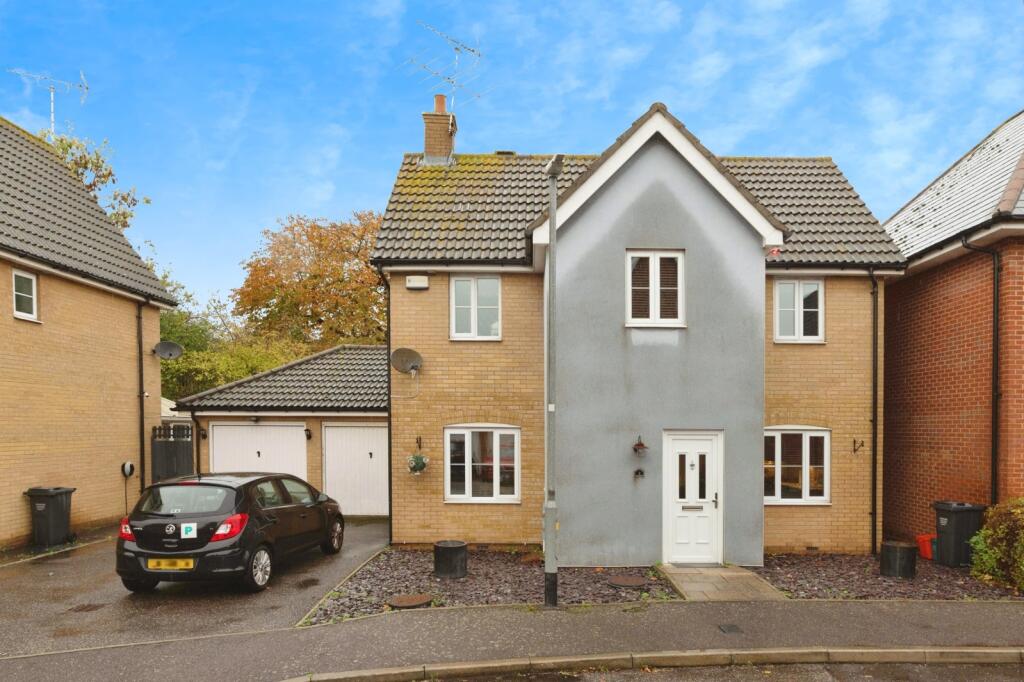 Main image of property: The Parks, BASILDON, Essex, SS13