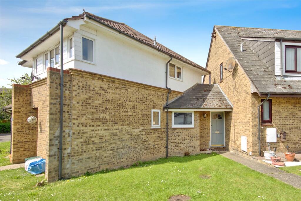 Main image of property: Vermont Close, BASILDON, Essex, SS13