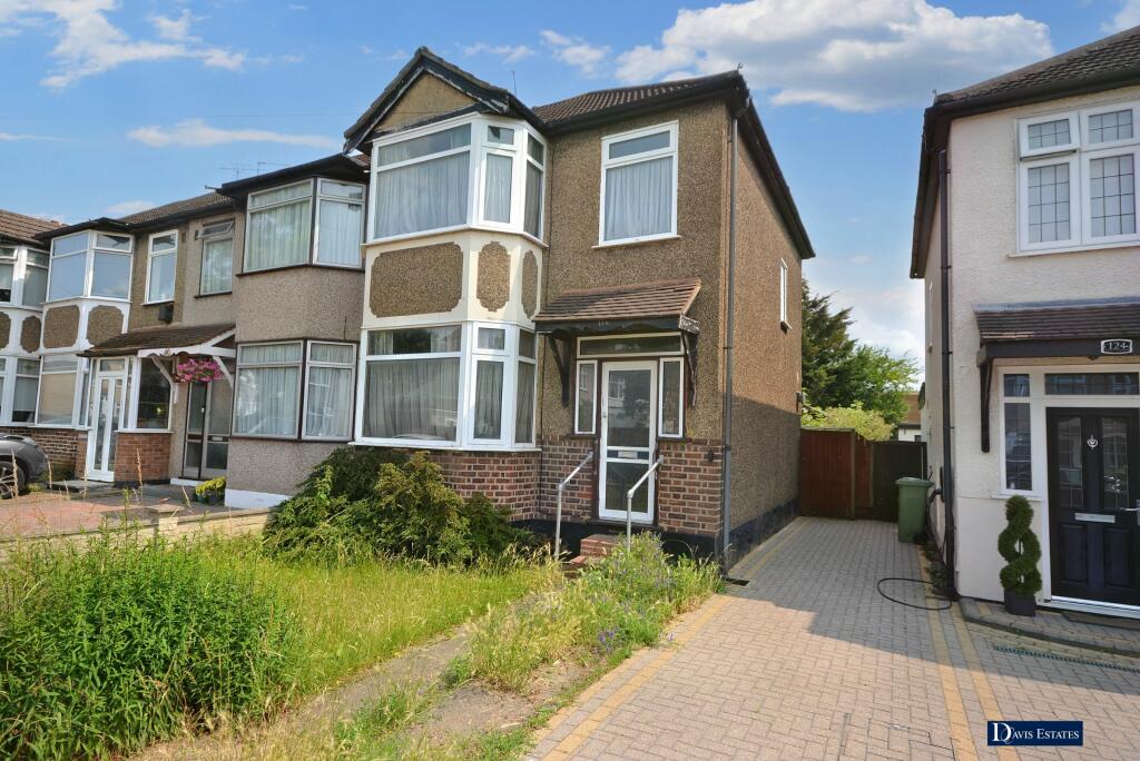 3 bedroom semidetached house for sale in Amery Gardens, Gidea Park