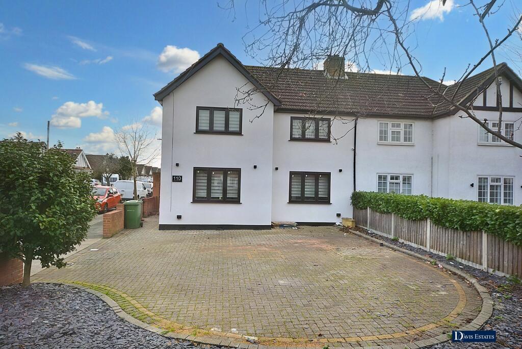 Main image of property: Squirrels Heath Lane, Ardleigh Green, Hornchurch, RM11