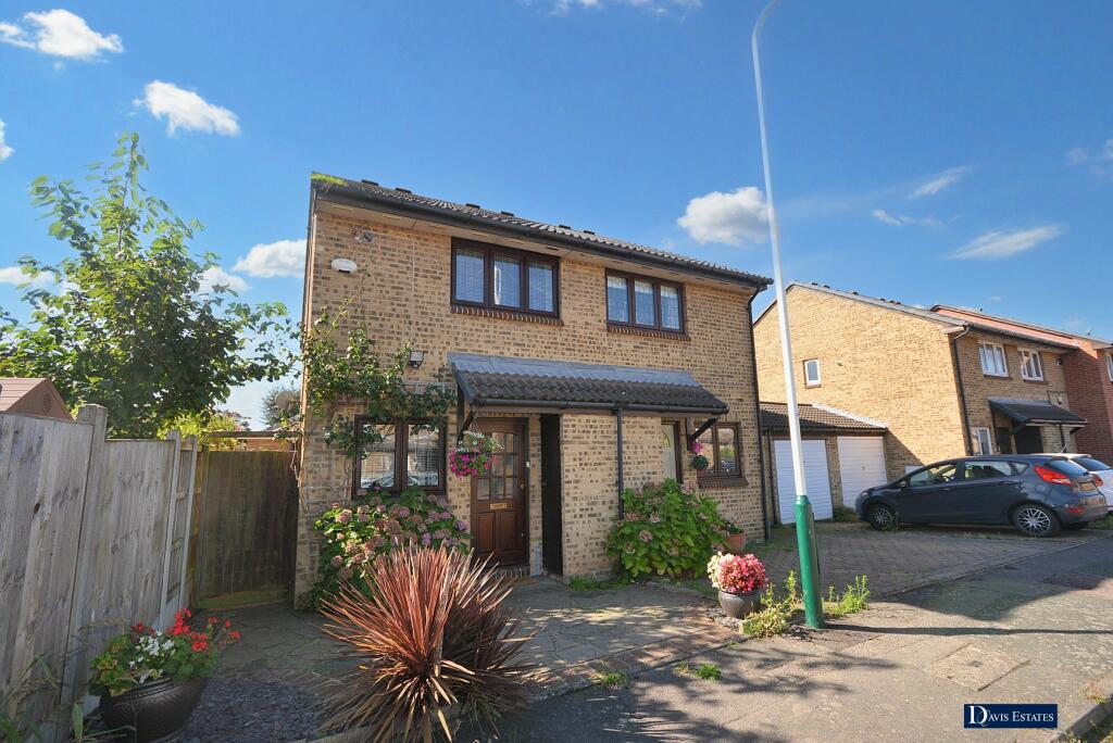 Main image of property: Sarre Avenue, Hornchurch, RM12