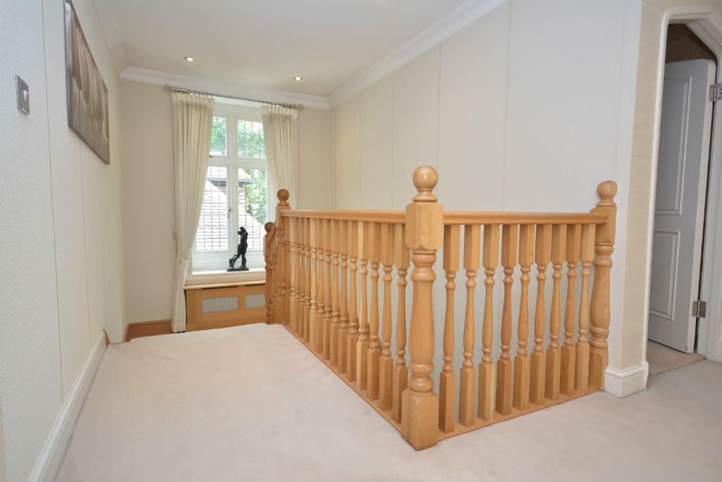 7 bedroom detached house for sale in Nelmes Way, Emerson Park