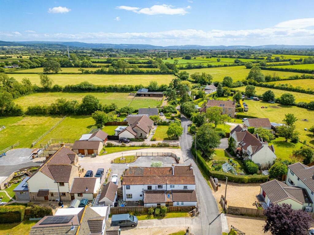 Additional property image - Beautiful Cottage in Kenn