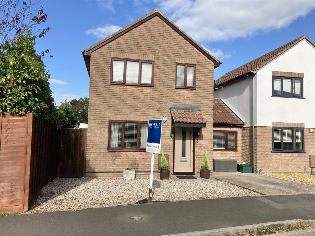 Main image of property: Detached Family Home in Desirable Location