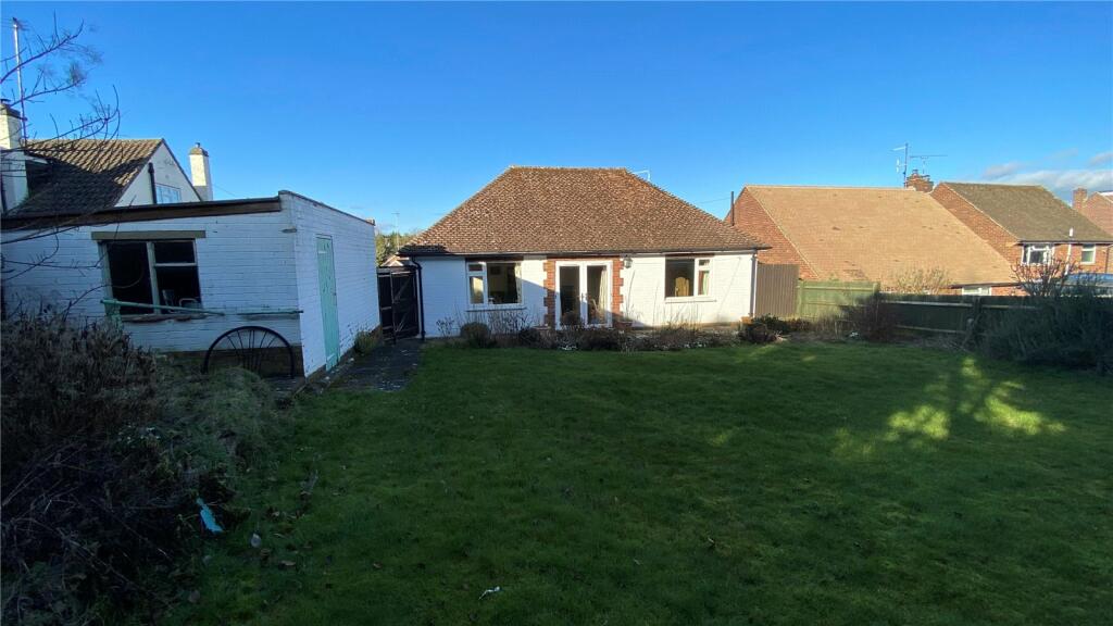 2 bedroom bungalow for sale in Orchard Street, DAVENTRY