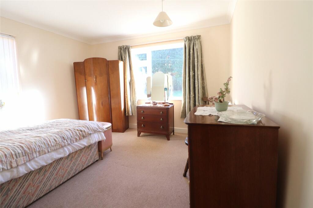 2 bedroom bungalow for sale in Orchard Street, DAVENTRY