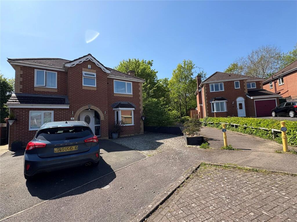 Main image of property: Gainsborough Way, DAVENTRY, Northamptonshire, NN11