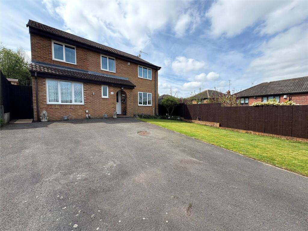 Main image of property: St Edmunds Close, DAVENTRY, Northamptonshire, NN11