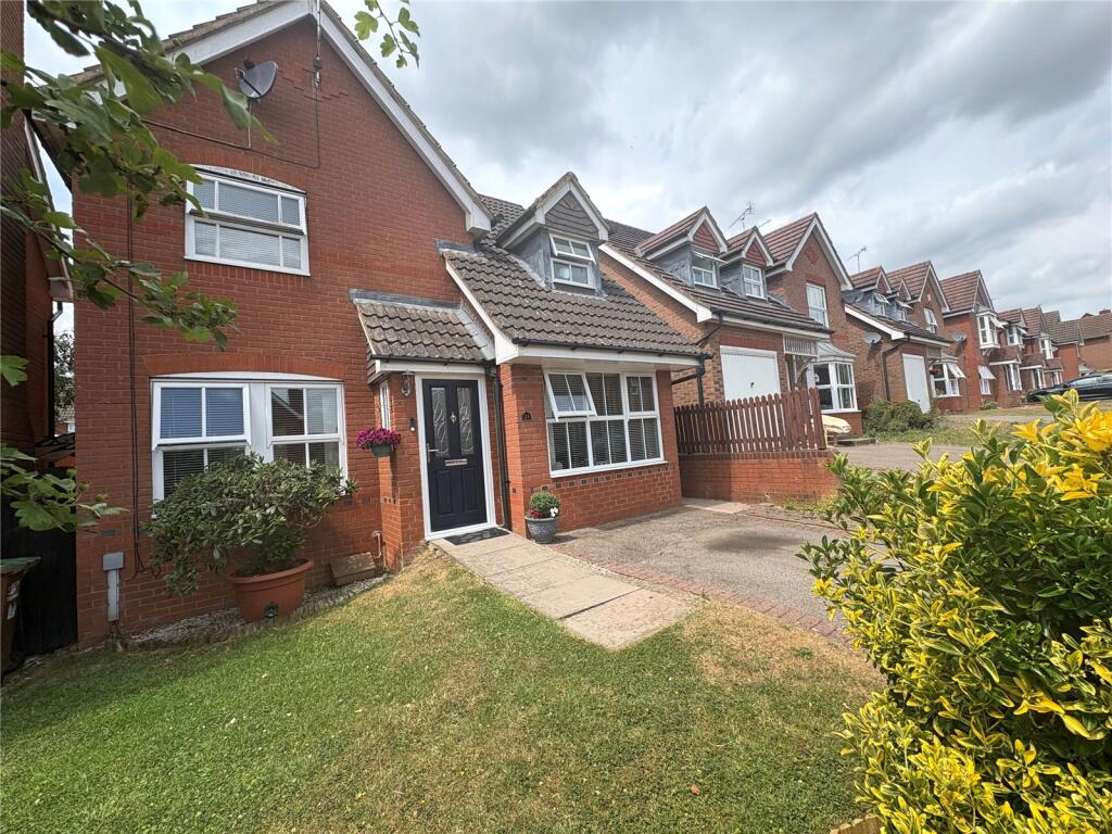 Main image of property: Mercury Close, DAVENTRY, Northamptonshire, NN11