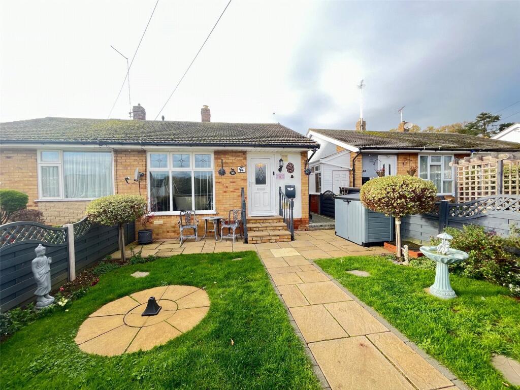 Main image of property: The Willows, DAVENTRY, Northamptonshire, NN11