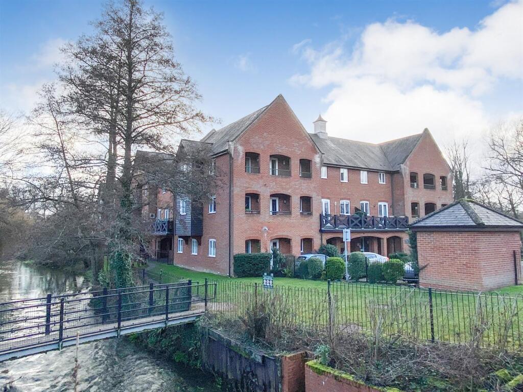 Main image of property: Weirpool Court, Twyford