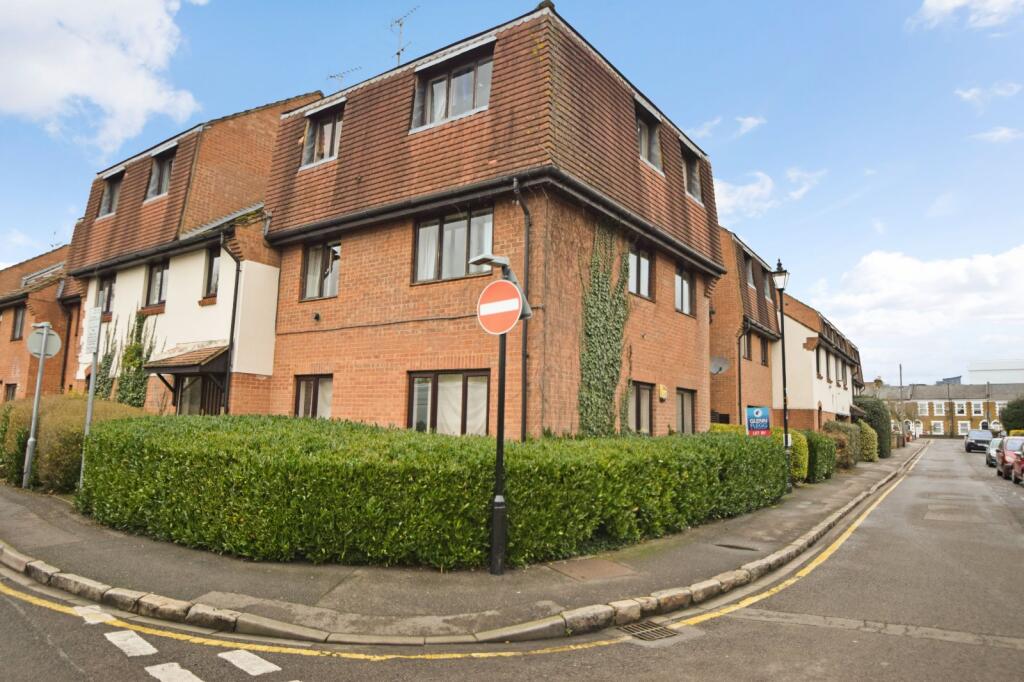 Main image of property: Osborne Mews, Victoria Street, Slough, Berkshire, SL1