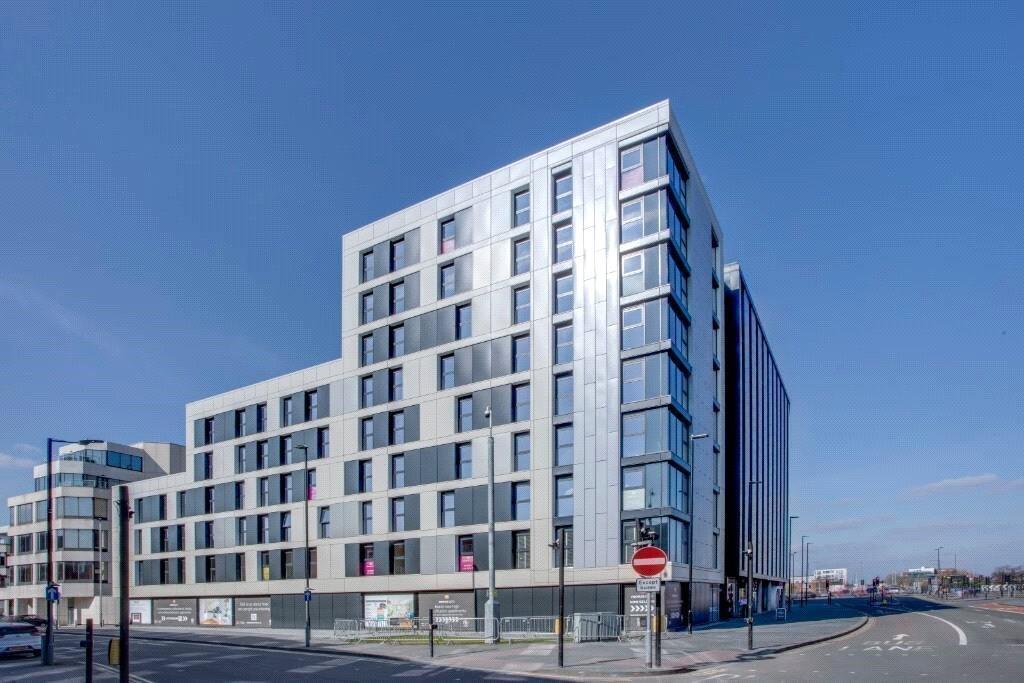 Main image of property: William Street, Slough, Berkshire, SL1