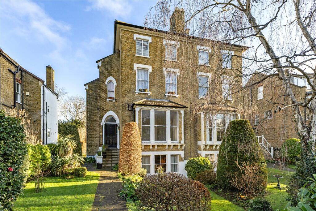 Main image of property: The Avenue, Surbiton, KT5