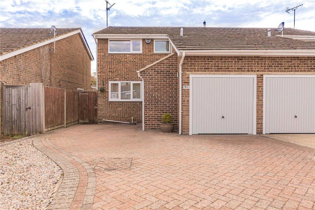 3 bedroom semidetached house for sale in Sherwood Way, Feering