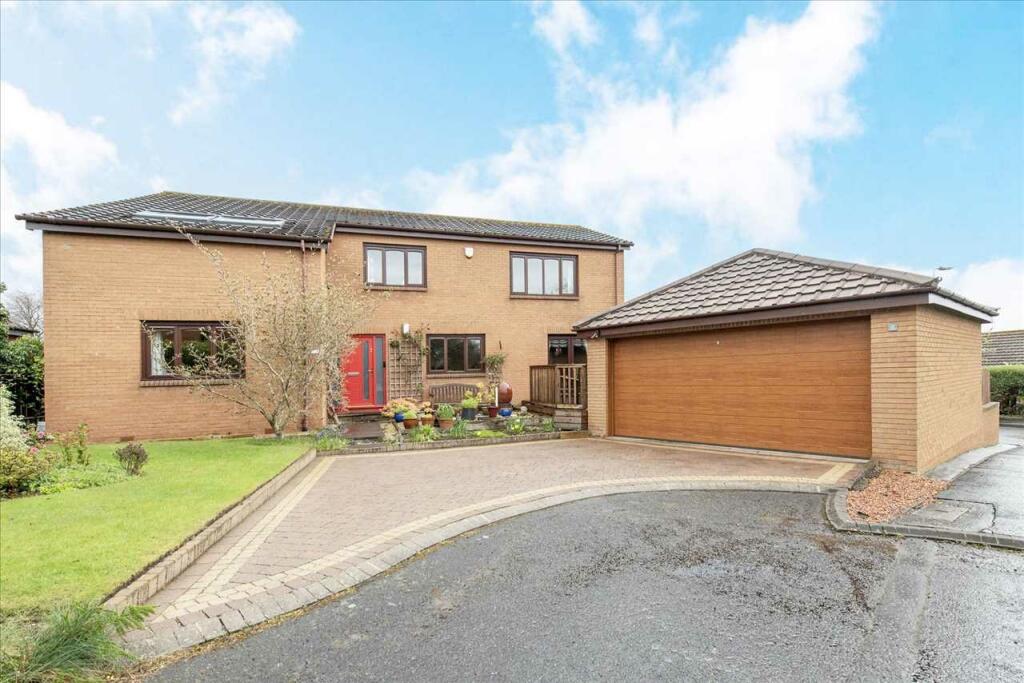 6 bedroom detached villa for sale in River Walk, Dalgety Bay, KY11