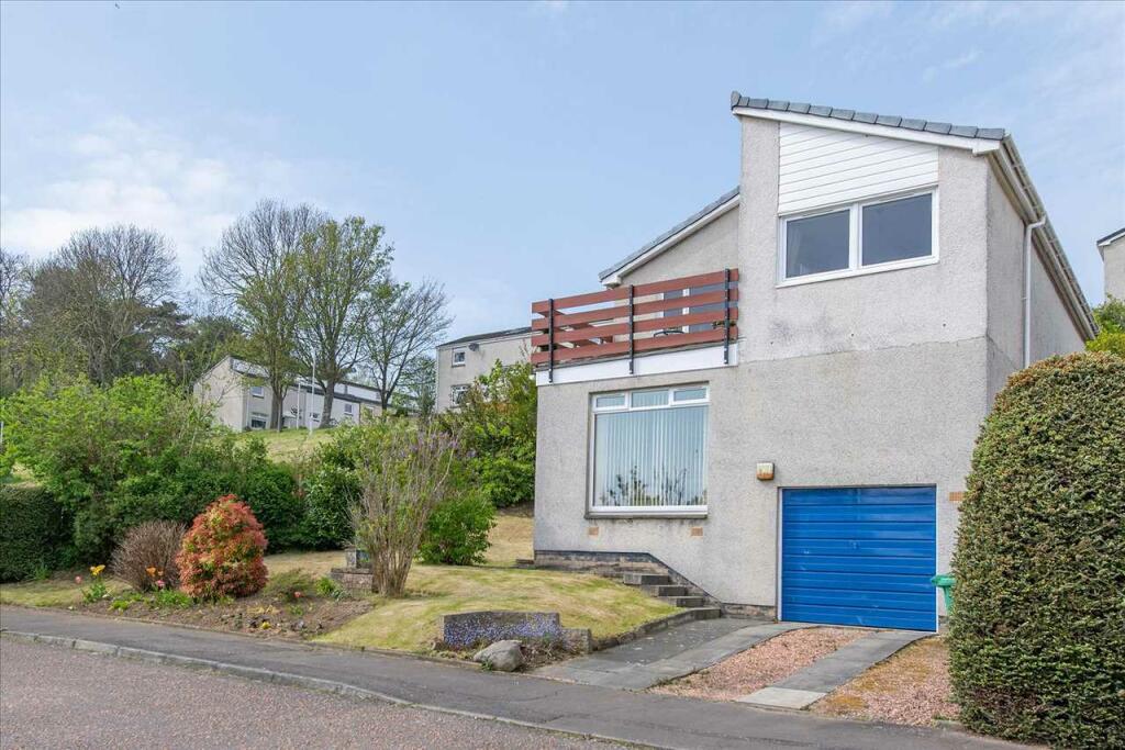 3 bedroom detached villa for sale in Pinnel Place, Dalgety Bay, KY11